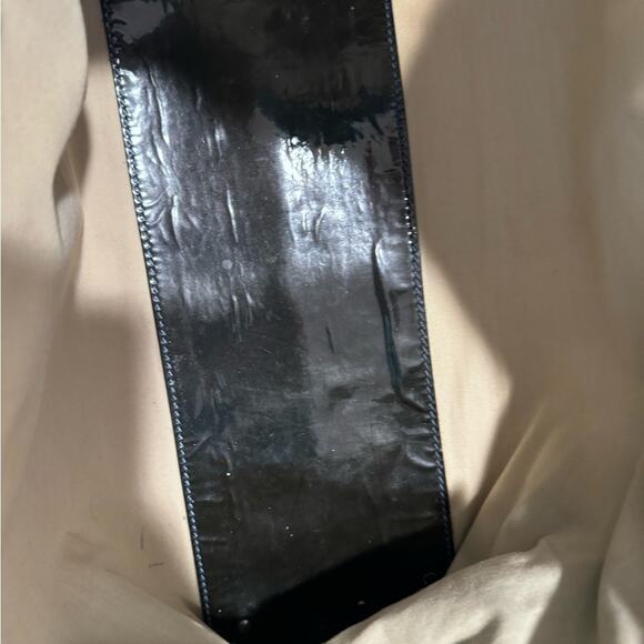 Tod's Black Patent Leather Tote Bag 15"x10.5"x5" Structured Designer Handbag - Picture 12 of 14